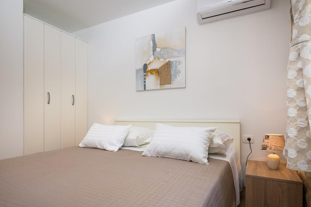 Cindro Apartment With Terrace 斯普利特 外观 照片